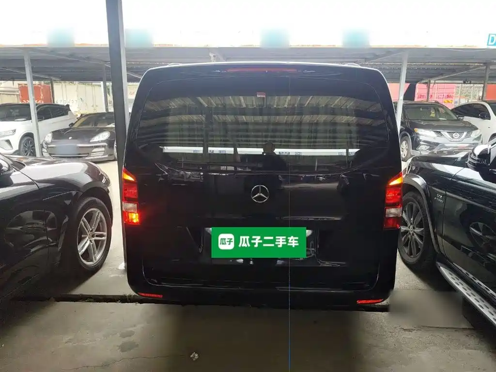 Vito 2.0 T Business 7-seat