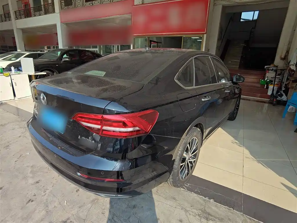 Lavida 280 TSI DSG Luxury CN-V