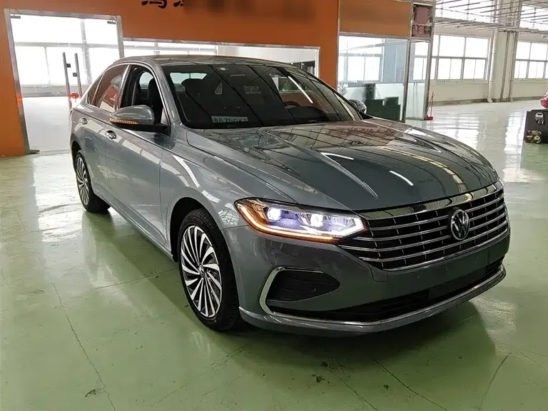 Volkswagen Lavida 280 TSI DSG Forever