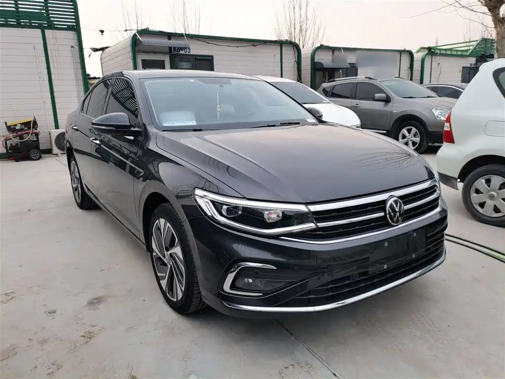 Bora 200 TSI DSG Joy Travel PRO