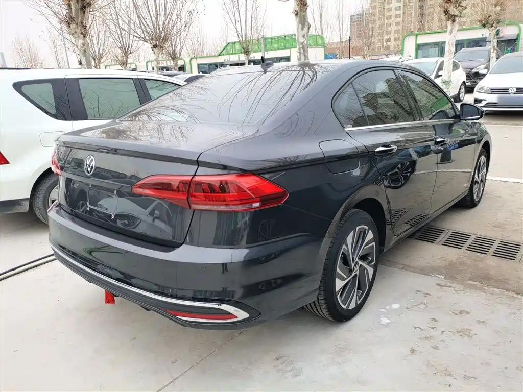 Bora 200 TSI DSG Joy Travel PRO