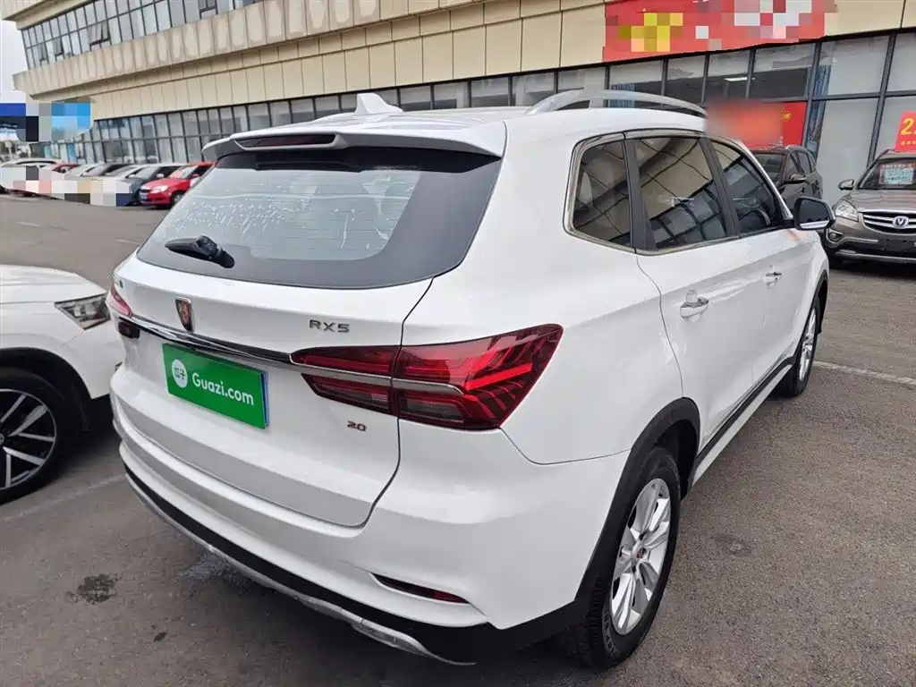 Roewe RX5 20 T 2 WD Auto Flagship