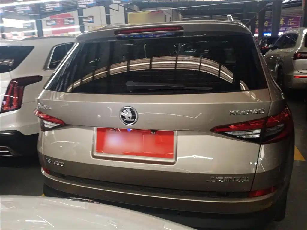 Kodiaq Facelift TSI330 5-seat 2 WD Luxury Enjoyment