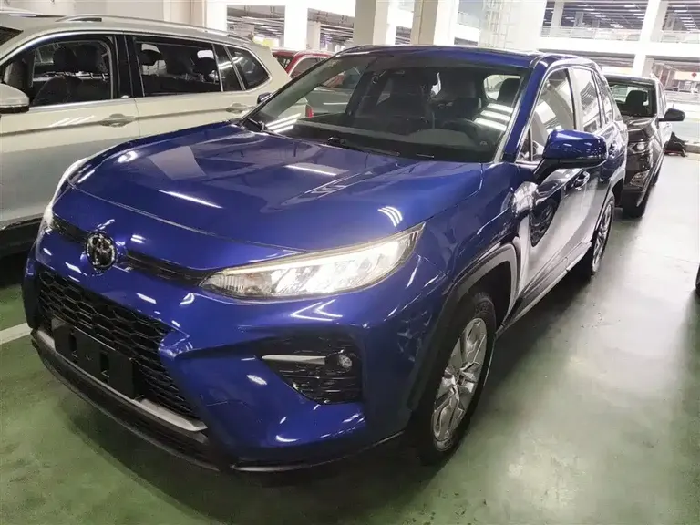 Toyota Wildlander 2.0 L CVT 2 WD Luxury