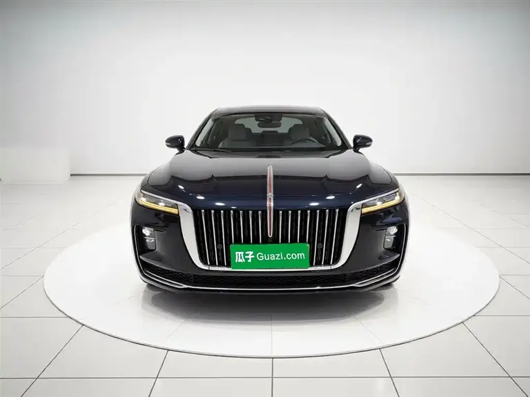 Hongqi H9 2.0 T Connected Flagship Enjoyment