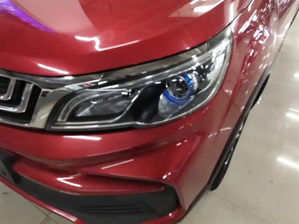 Vision X3 1.5 L CVT Elite