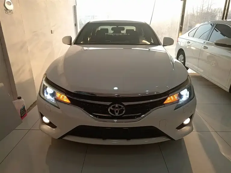 Toyota Mark X 2.5 V Elite Sharp