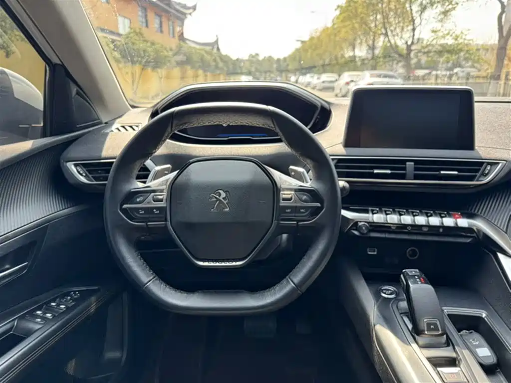 Peugeot 5008 标致5008 2019款 380 THP 5座精英版