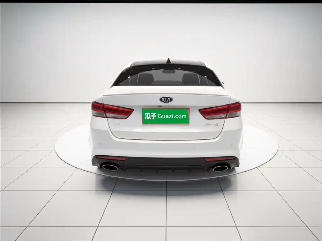 Kia K5 1.6 T Auto LUX