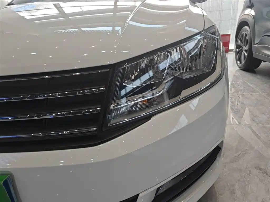 Santana 1.5 L Auto Comfort