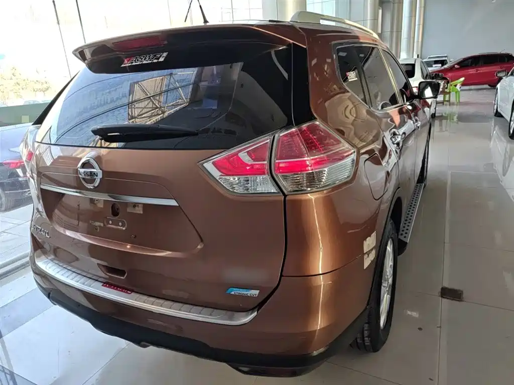 X-Trail 2.0 L CVT Comfort MAX 2 WD