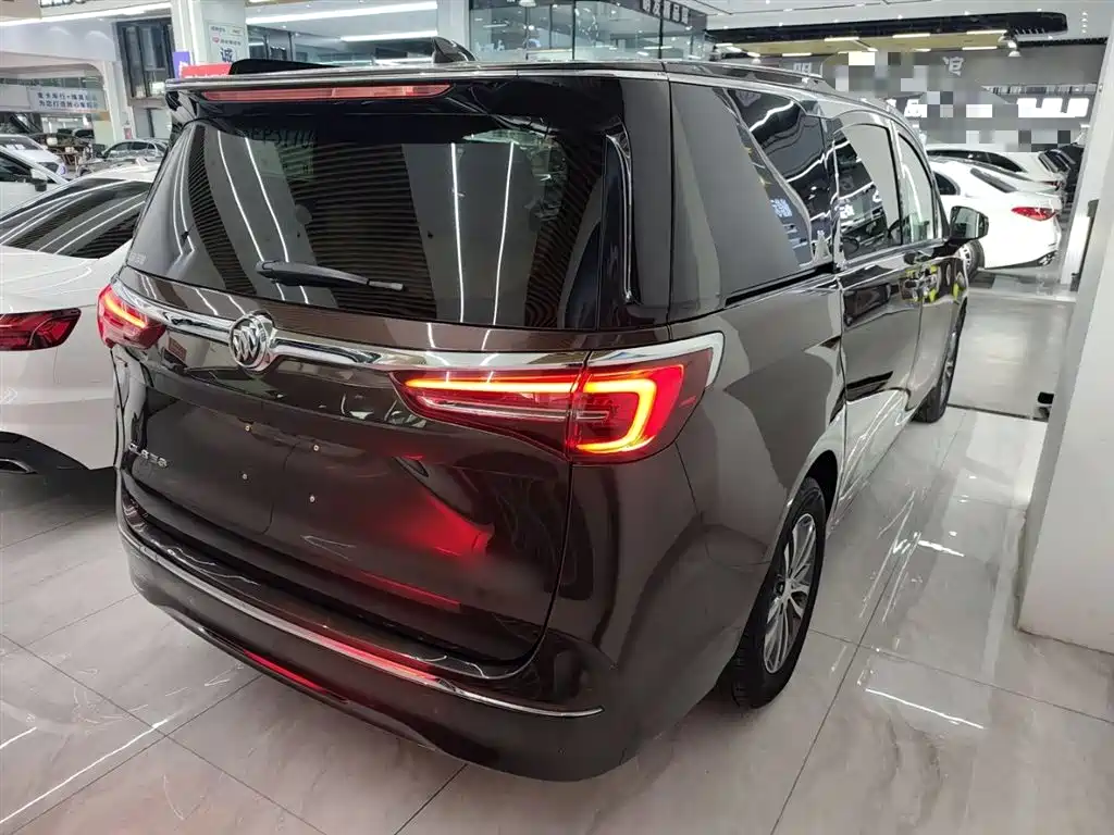 Buick GL8 ES LaCrosse 653 T Premium