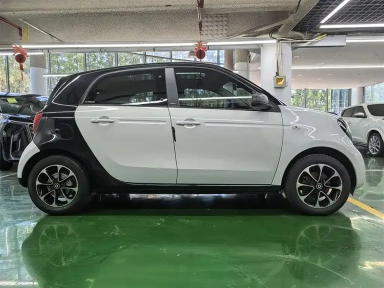 smart forfour 1.0 L 52 kW Passion