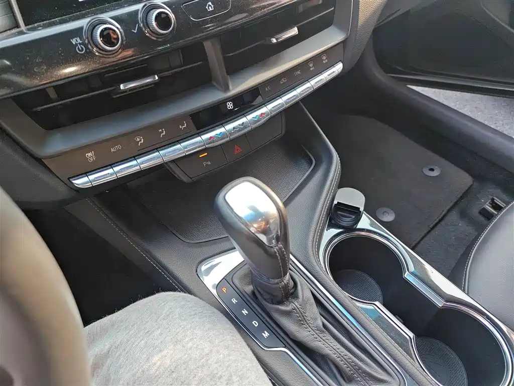 Cadillac CT4 28 T Style
