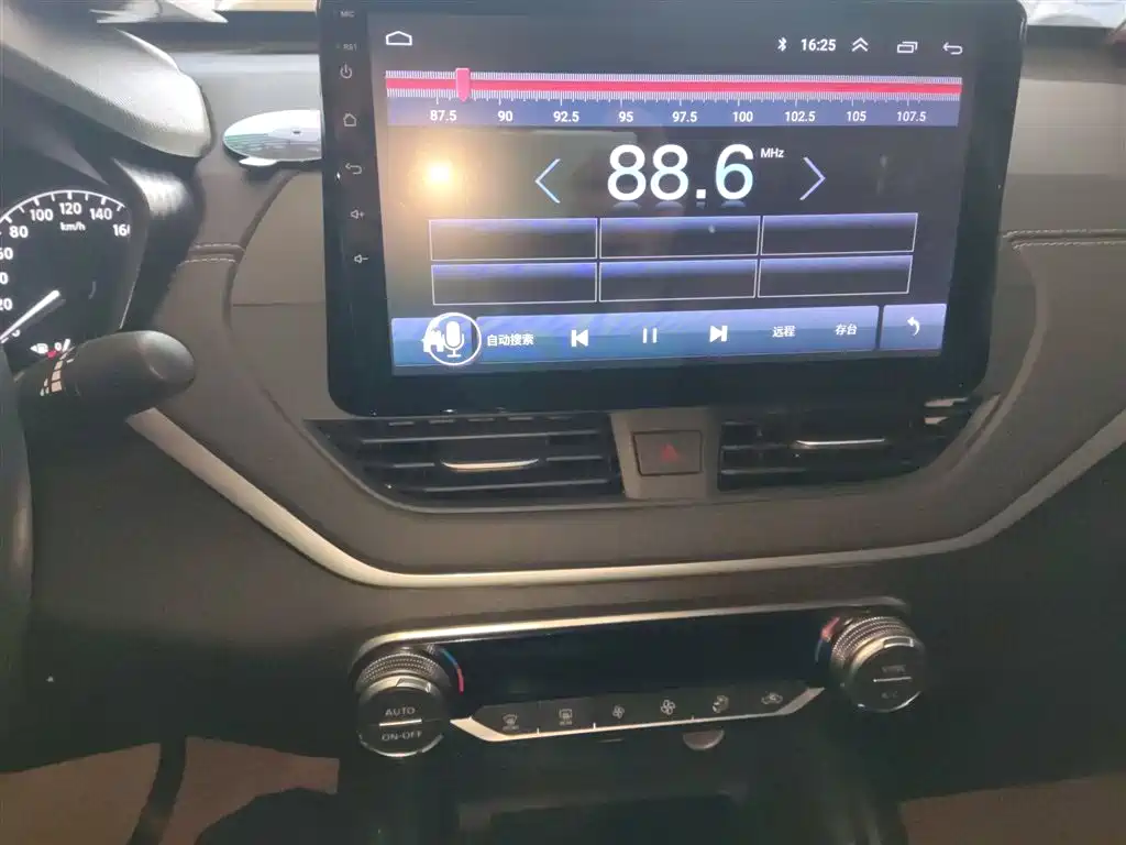 Teana 2.0 L XL Comfort