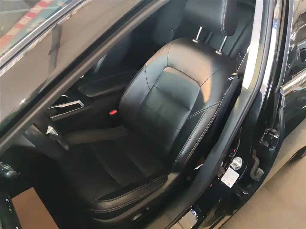 Teana 2.0 L XL Comfort