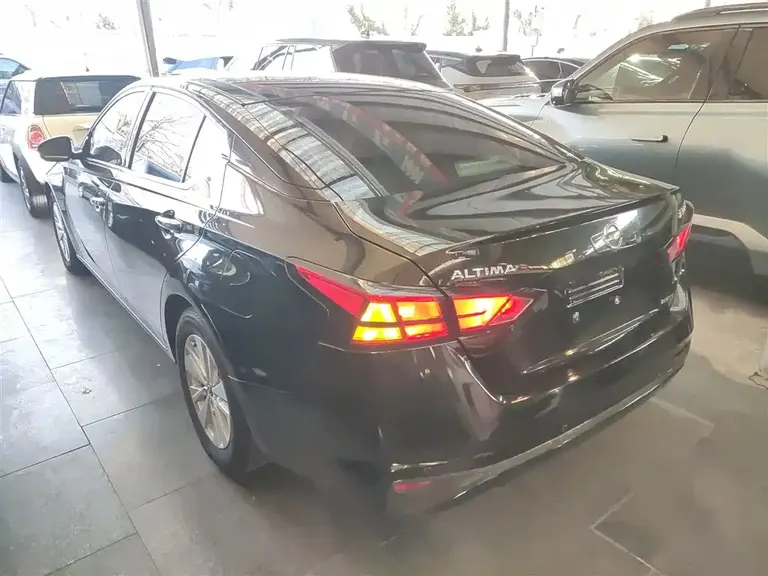Nissan Teana 2.0 L XL Comfort
