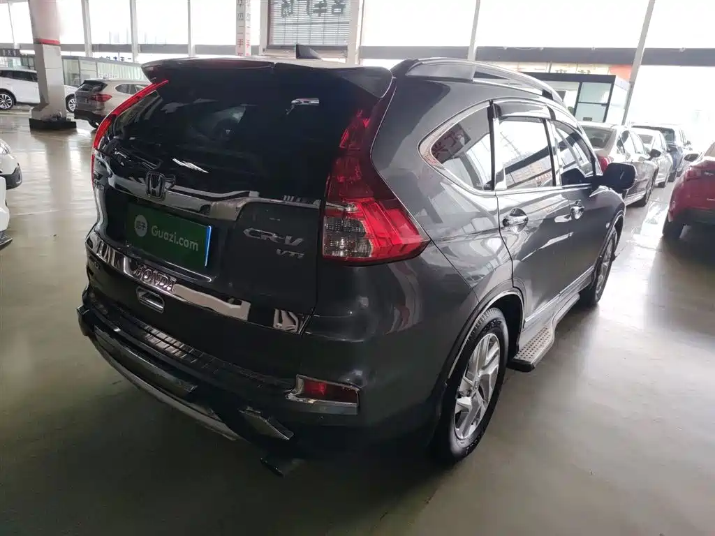 Honda CR-V 2.4 L 4 WD Luxury