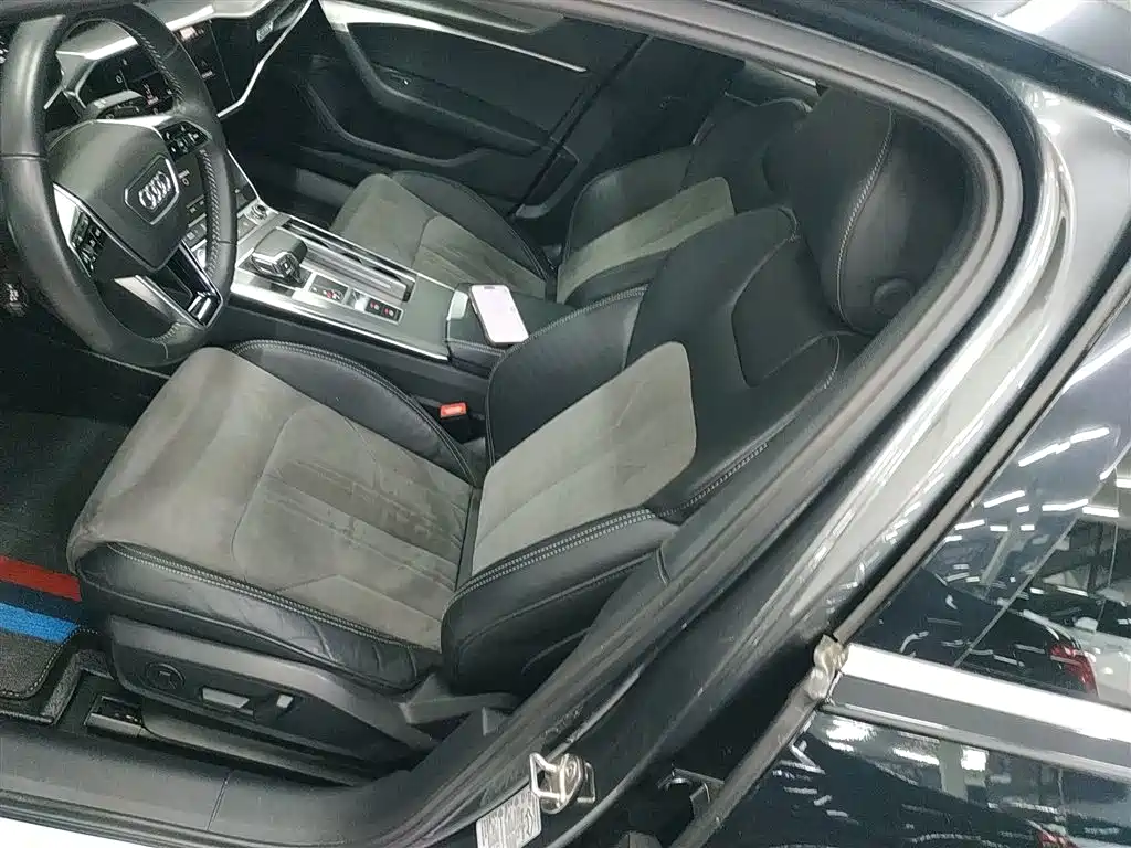Audi A6 L 45 TFSI quattro Select Dynamic