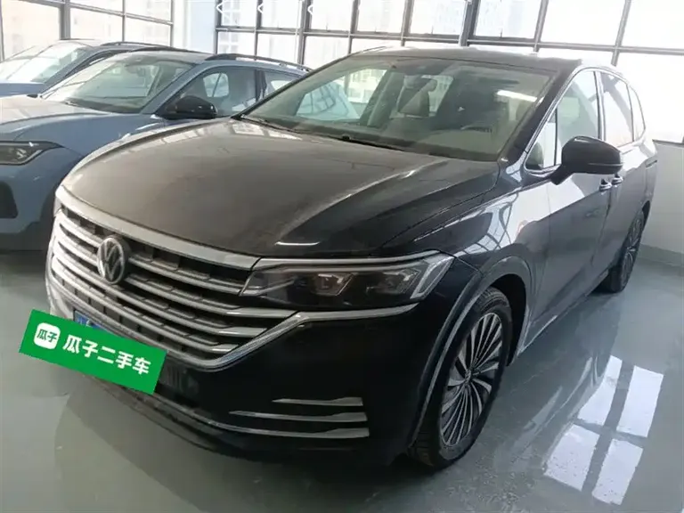 Volkswagen Viloran 380 TSI Distinguished