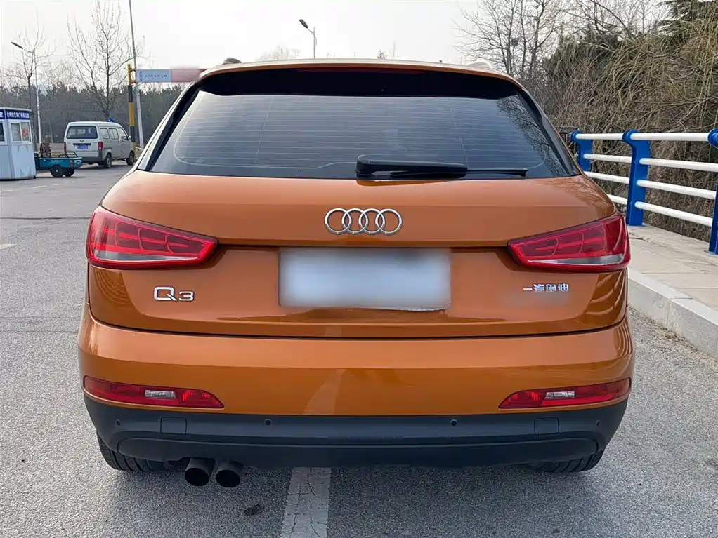 Audi Q3 35 TFSI Million Commemorative Smart Leading