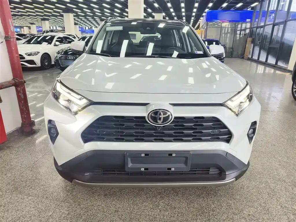 RAV4 2.0 L CVT 2 WD Style Plus