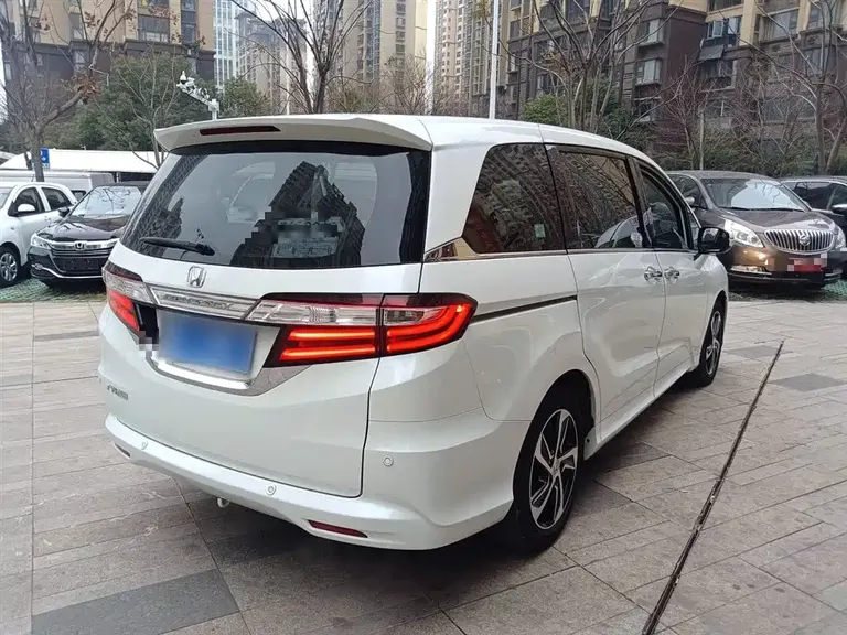 Honda Odyssey 2.4 L Luxury