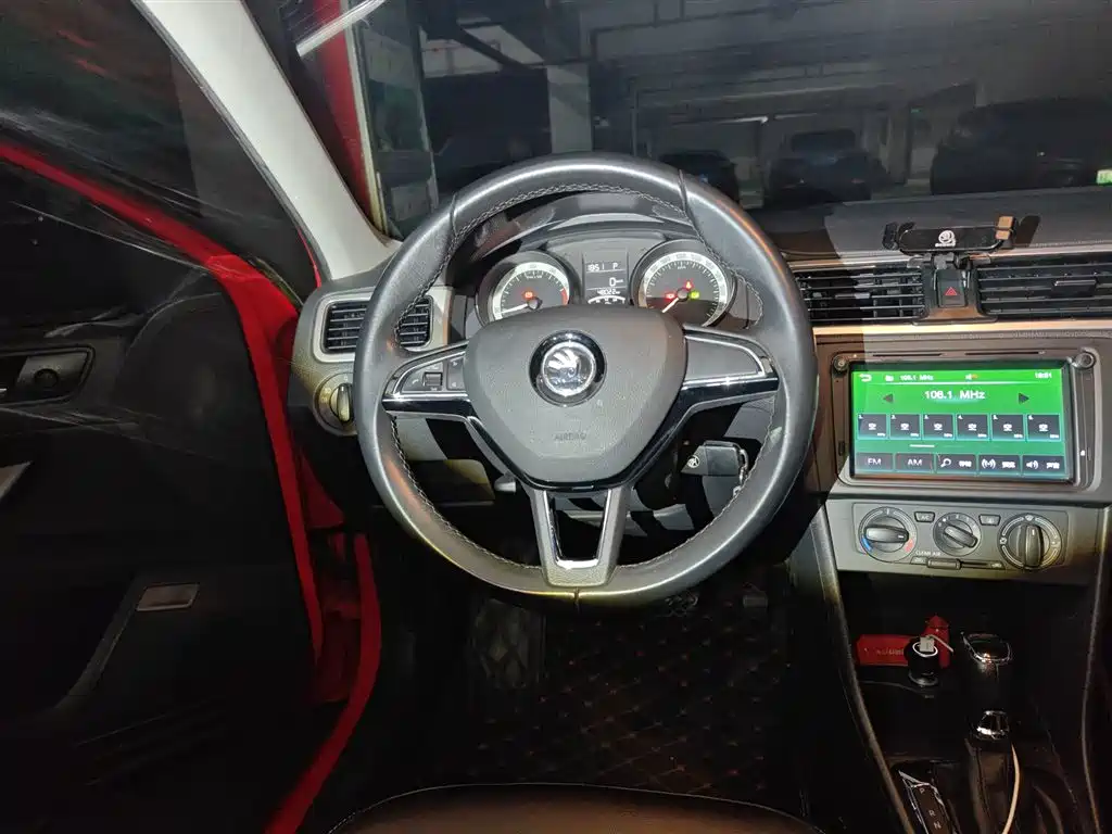 Rapid Spaceback 昕动 2018款 1.6 L 自动舒适版