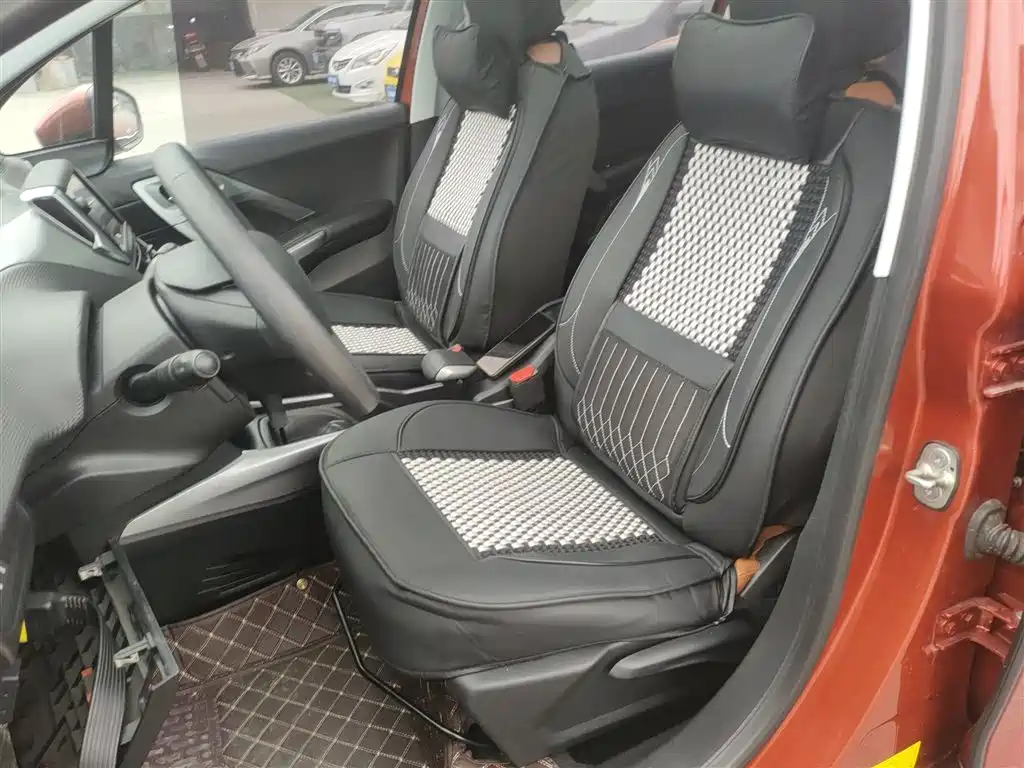 Peugeot 2008 2018 1.6 L Auto Fashion