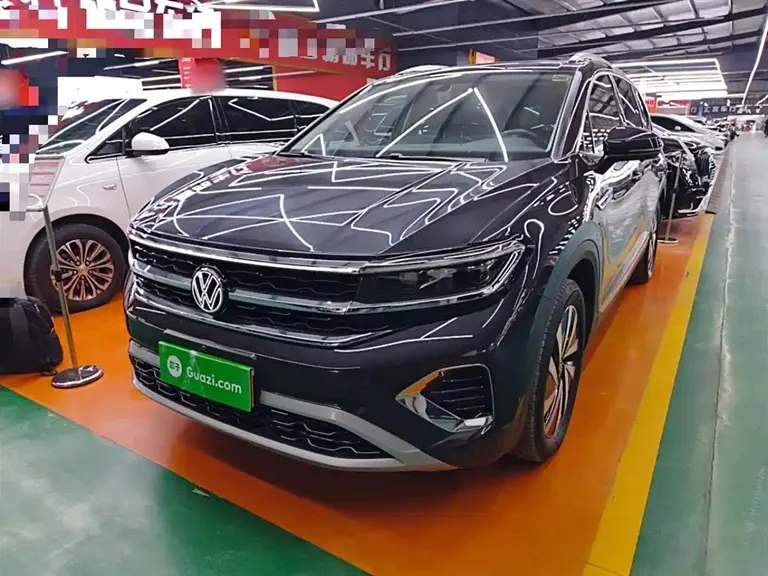 Volkswagen Talagon 330 TSI 2 WD Luxury Premium Realm