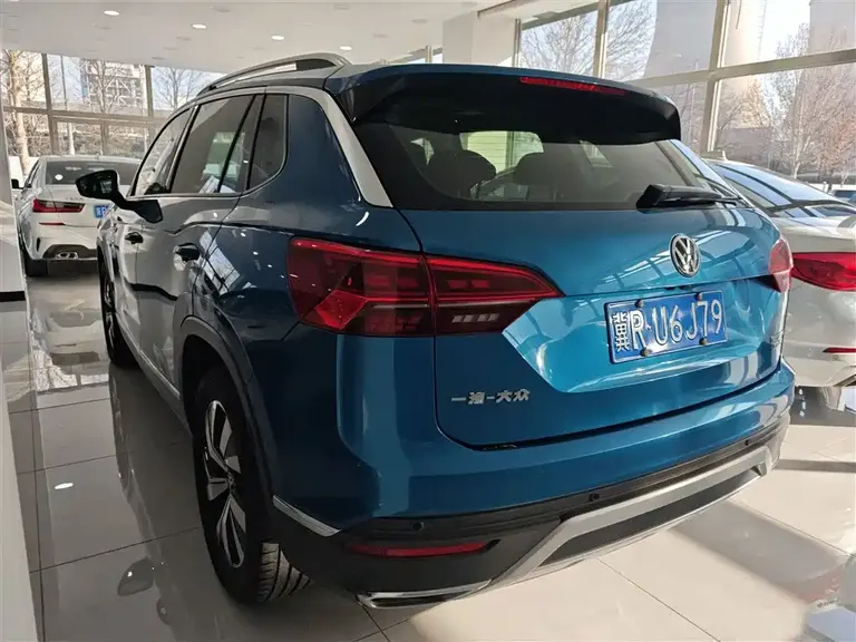 Volkswagen Tayron 330 TSI 4 WD Luxury CN-VI