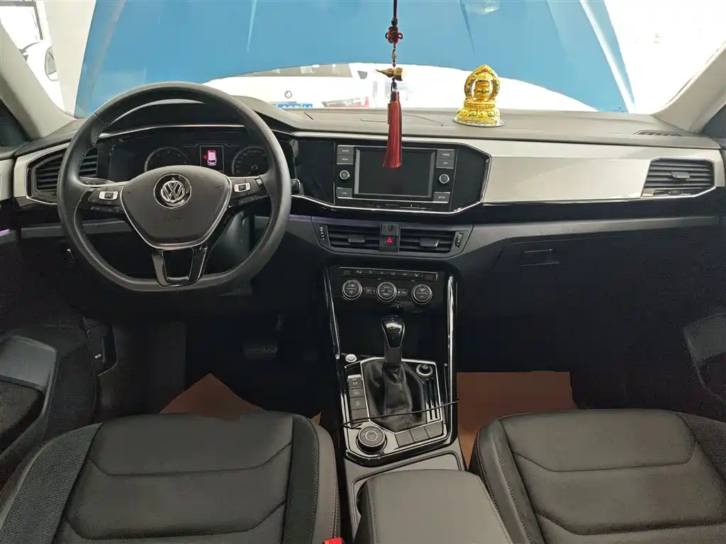 Tayron 330 TSI 4 WD Luxury CN-VI