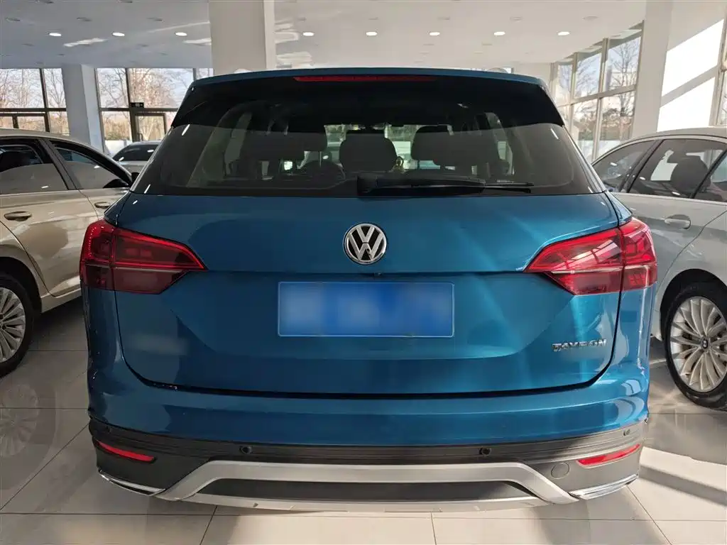 Tayron 330 TSI 4 WD Luxury CN-VI