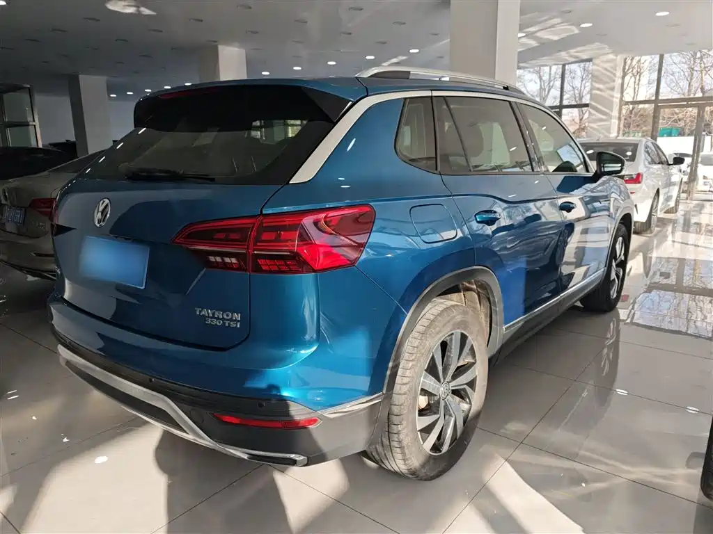 Tayron 330 TSI 4 WD Luxury CN-VI