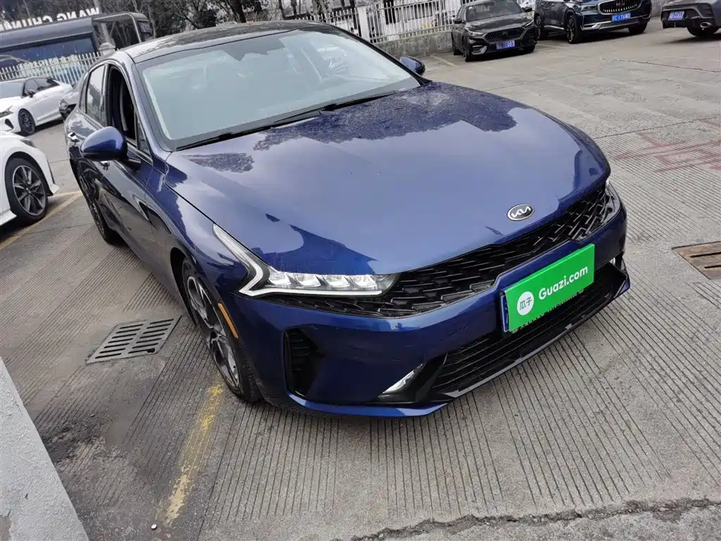 Kia K5 270 T CVVD Luxury Tech