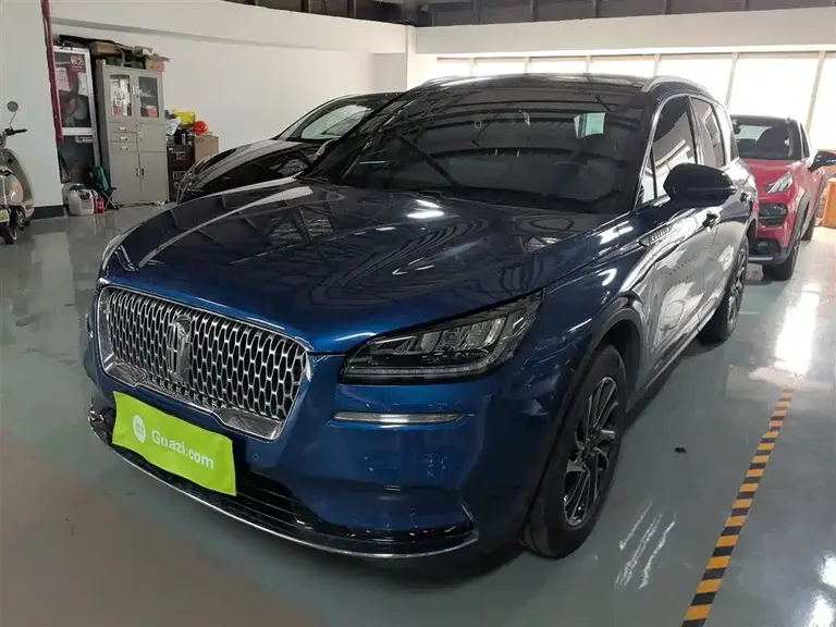 Lincoln Corsair 2.0 T 2 WD Graceful