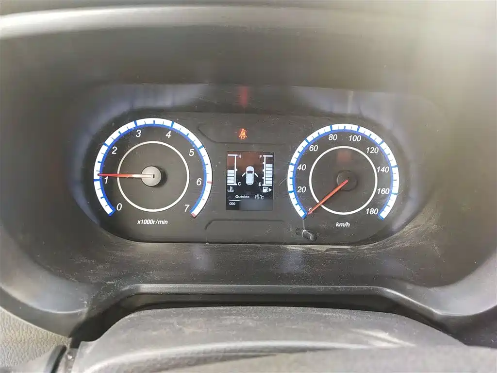 Ounuo S 欧诺S 2021款 1.5 L欧诺S智享版非空调客车JL473 QG