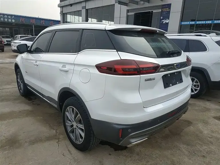 Geely Boyue 1.8 TD DCT 2 WD Connected 4 G Connected