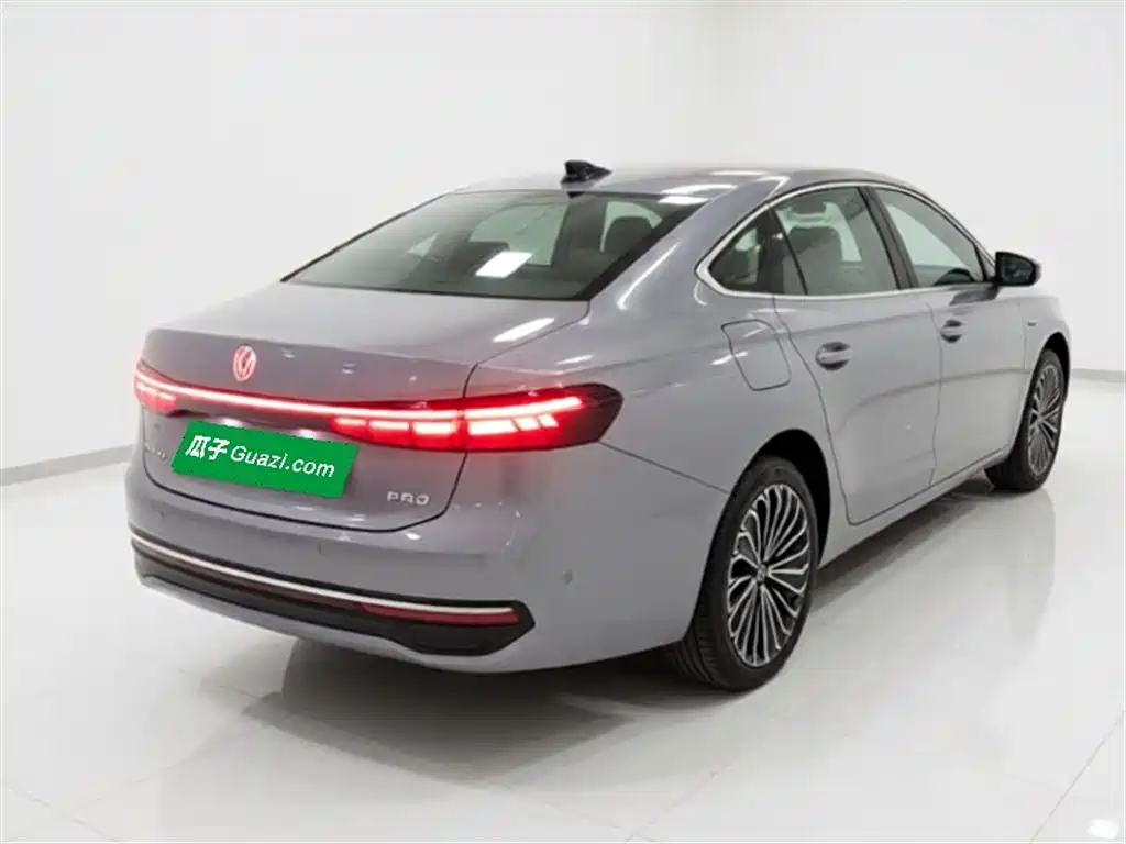 Passat Pro 380 TSI Dragon Supreme