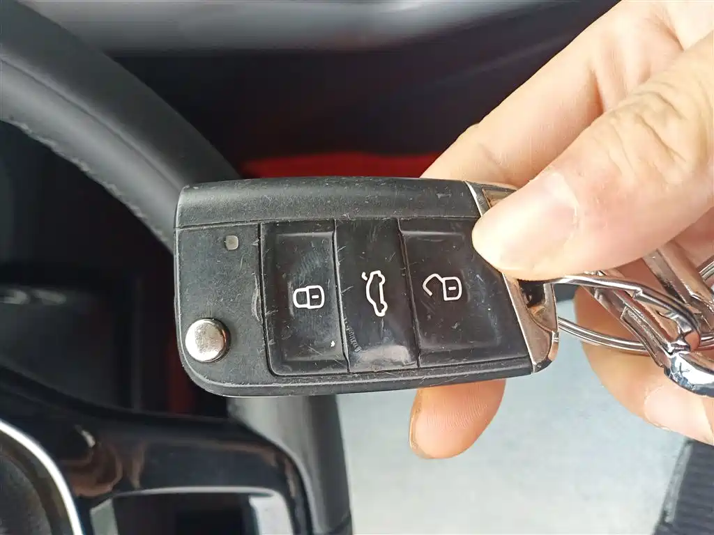 T-ROC Facelift 280 TSI DSG 2 WD Elite Connected