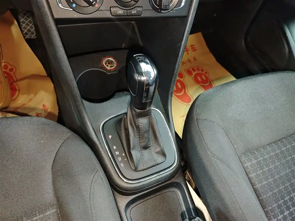 Polo 1.6 L Auto Comfort