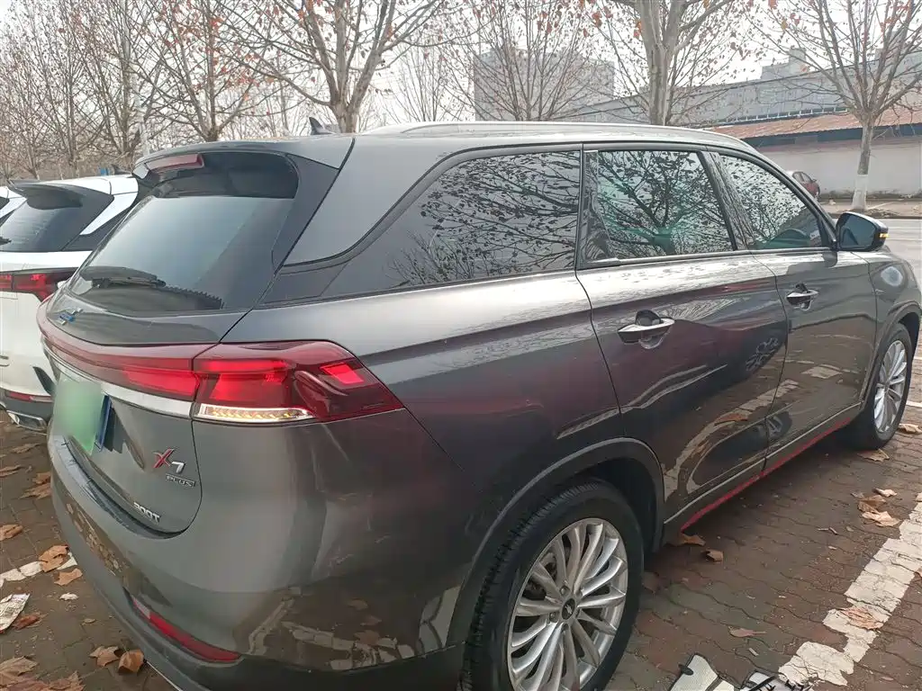 Changan Oshan X7 PLUS 1.5 T Blue Whale Auto Distinguished