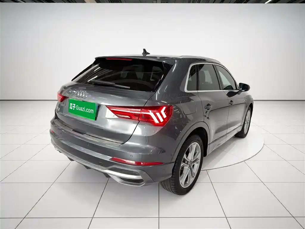 Audi Q3 40 TFSI Fashion Dynamic