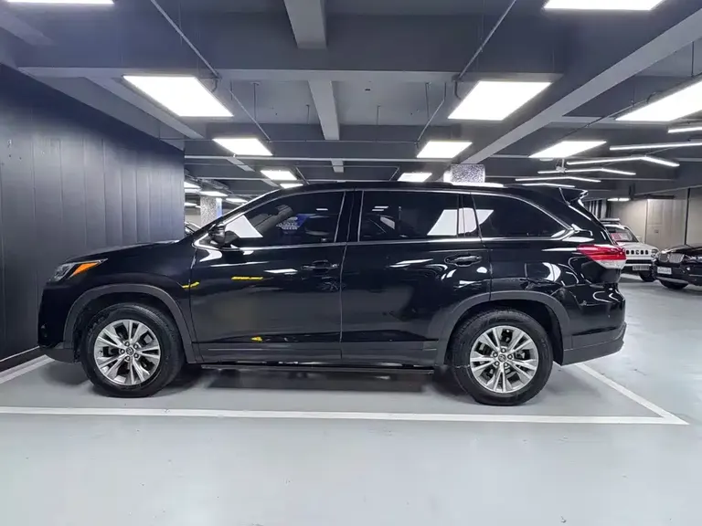 Toyota Highlander 2.0 T 4 WD Elite 7-seat CN-V
