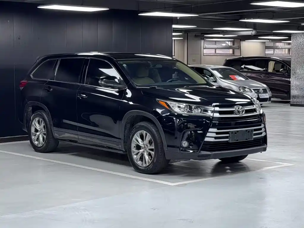 Highlander 2.0 T 4 WD Elite 7-seat CN-V
