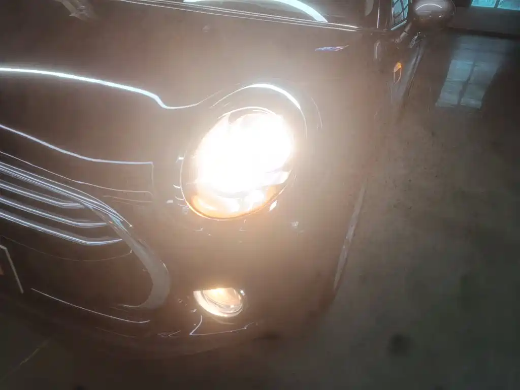 MINI CLUBMAN 1.5 T COOPER