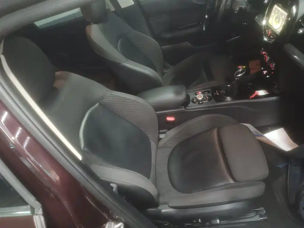 MINI CLUBMAN 1.5 T COOPER