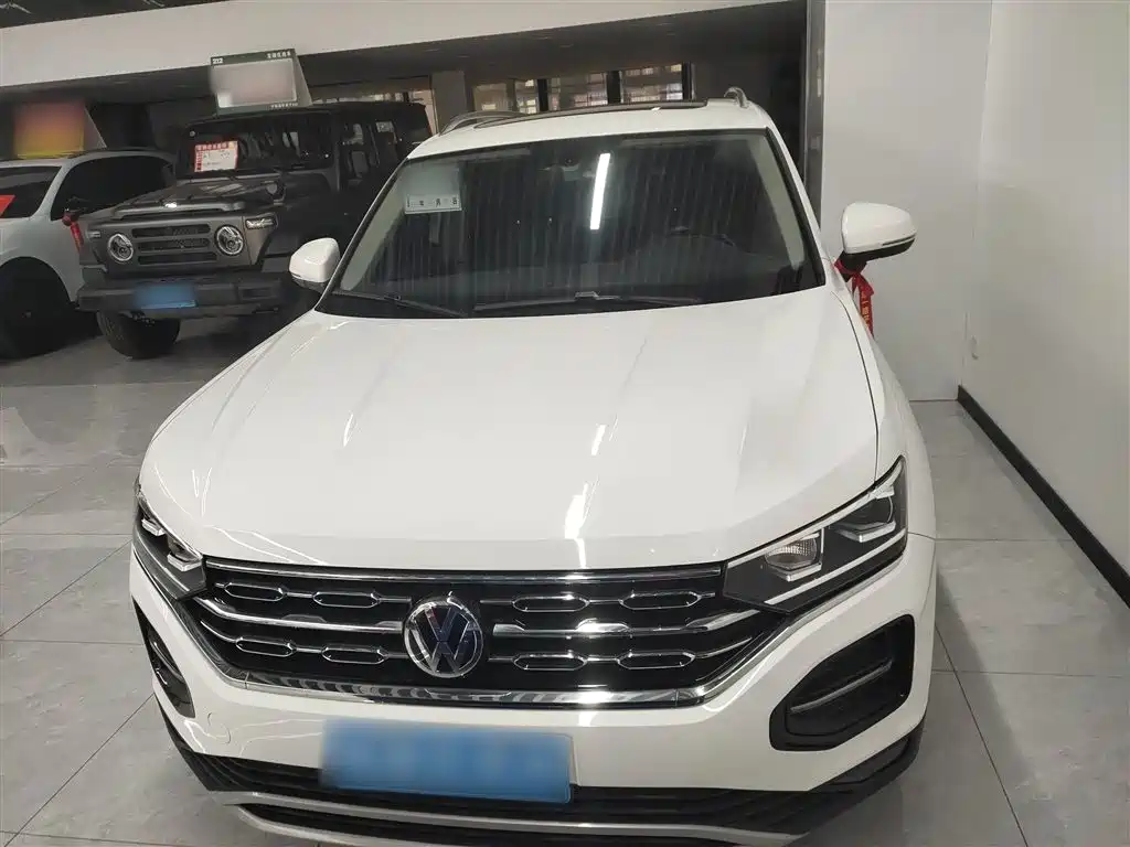 Tayron 330 TSI 2 WD Luxury Connected
