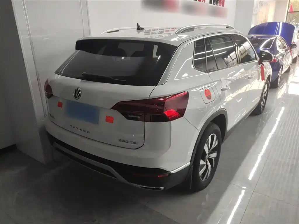 Tayron 330 TSI 2 WD Luxury Connected
