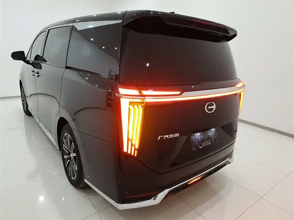 GAC Trumpchi M8 Master Series 400 T Distinguished